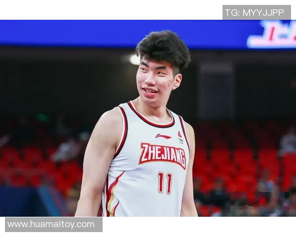 余嘉豪的成长之路与未来展望:从篮球新星到职业运动员的蜕变与挑战 余嘉豪的成长之路与未来展望:从篮球新星到职业运动员的蜕变与挑战